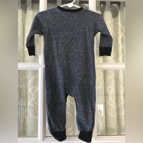 A.T.U.N. Size 6-12 months gray and black detailed snap crotch romper -excellent! - Picture 3 of 5